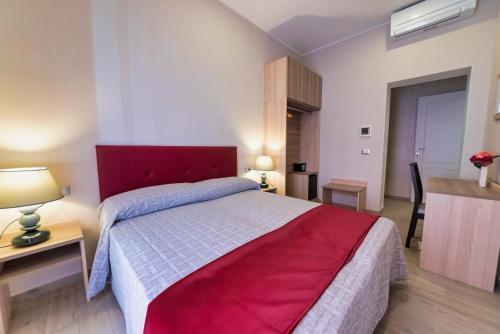 Hotel Manzoni Рим Екстериор снимка